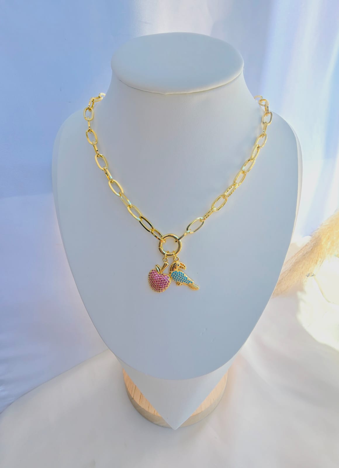 Cadena clip con dije doble de pajaro