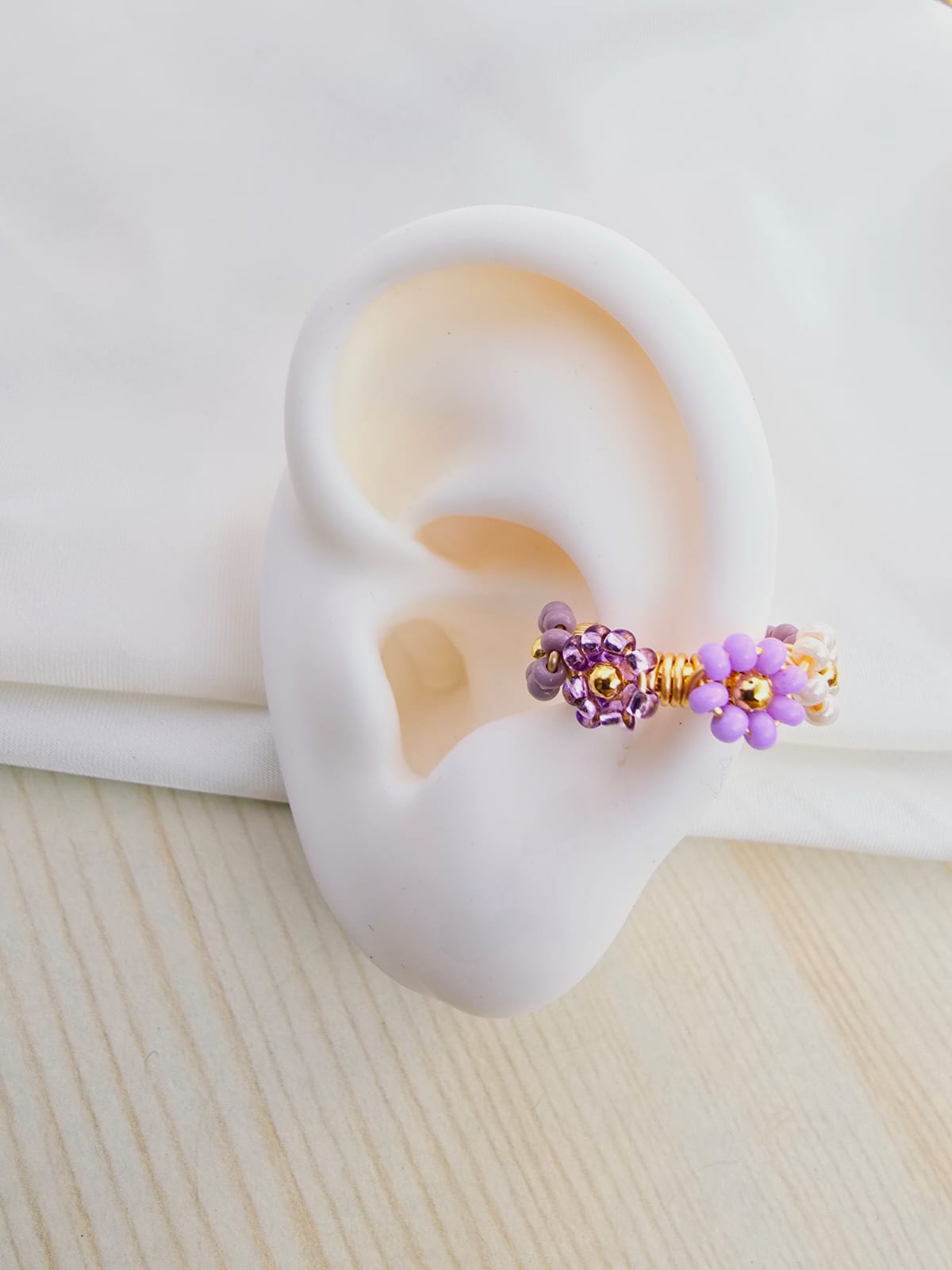 Earcuffs tejidos flor