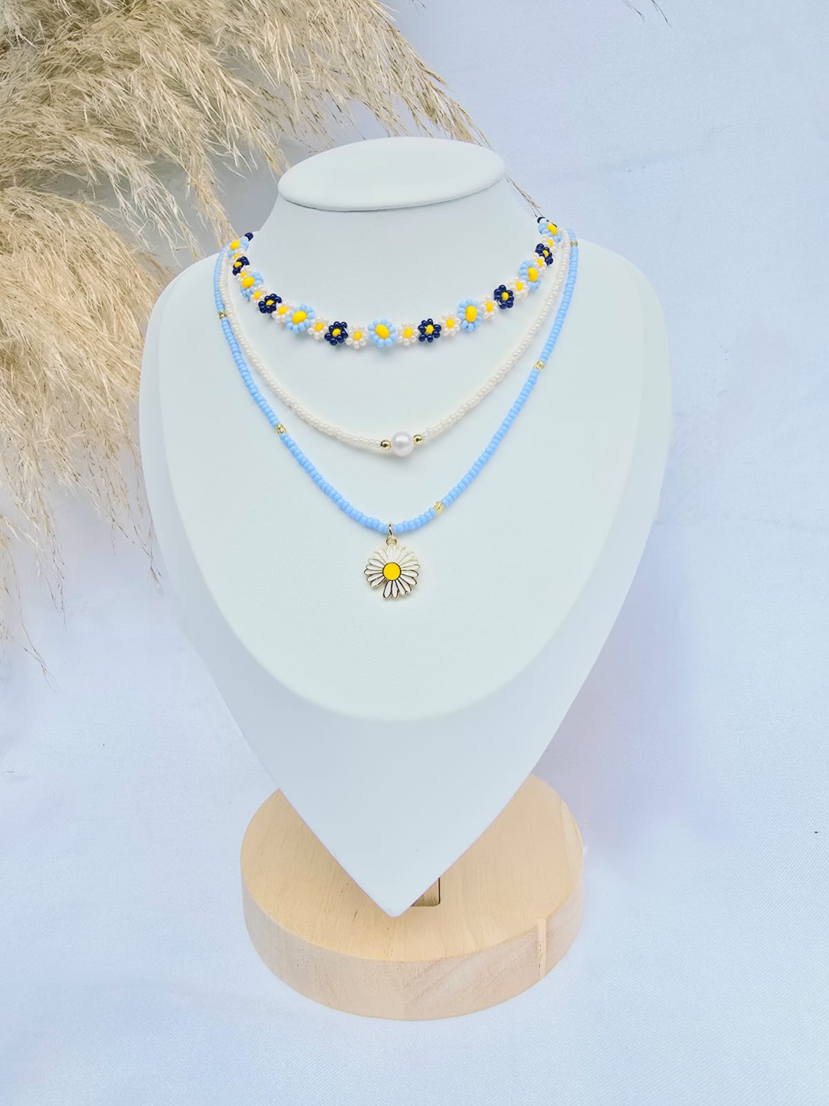 Cadena triple tejida dije margarita