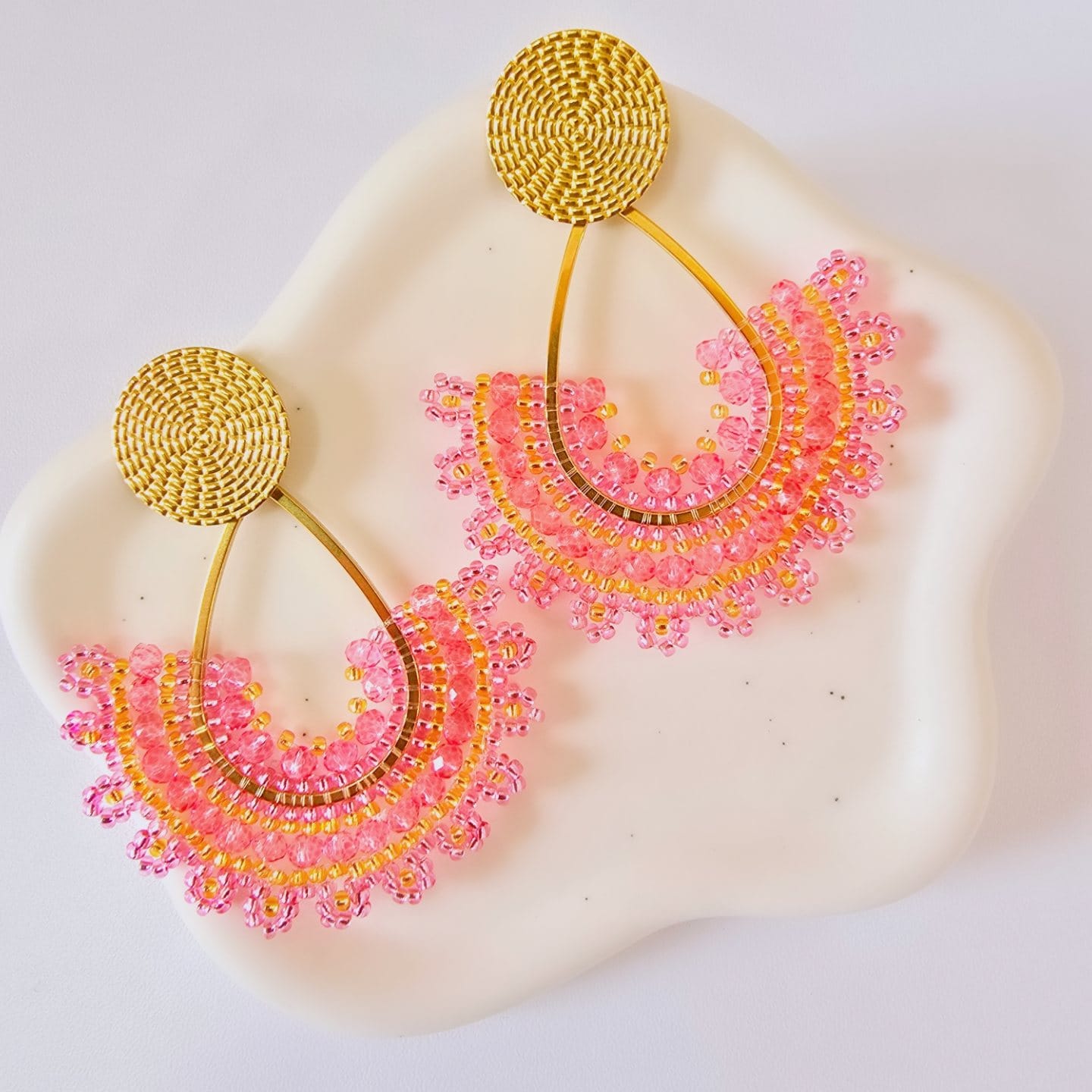 Topo abanico tejido en mostacillas