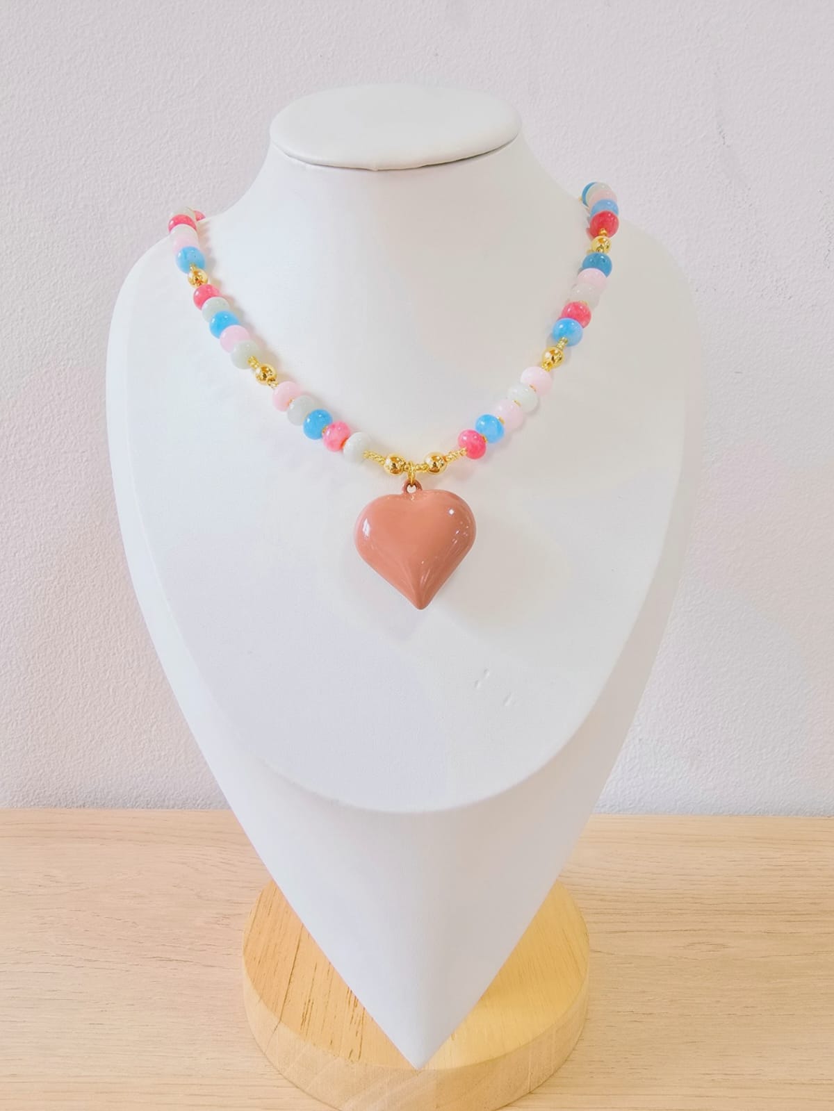 Gargantilla con dije de corazón  Dulce encanto