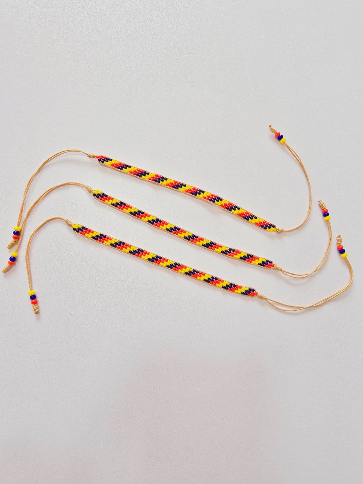 Pulseras tejidas de Colombia