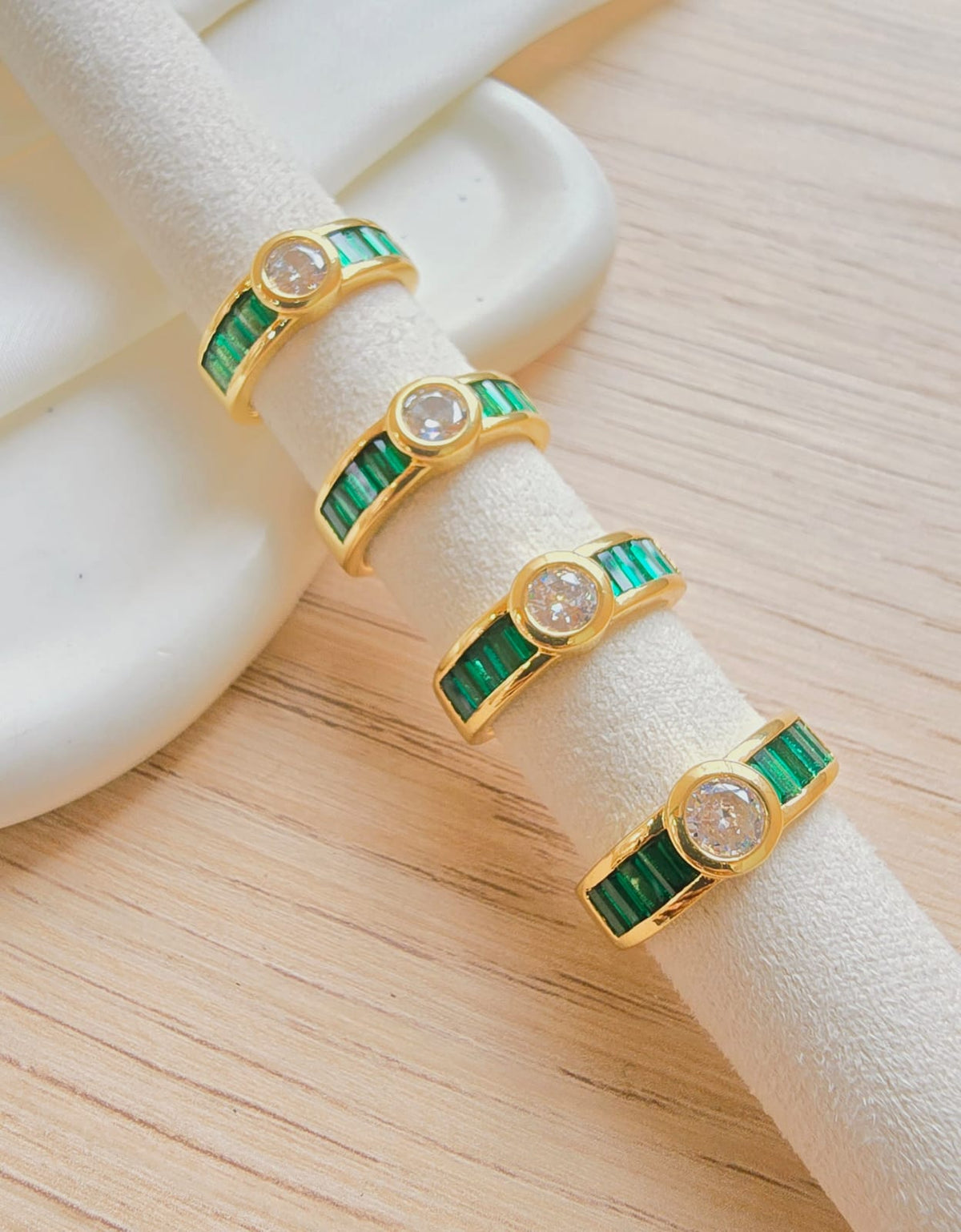 Anillo verde doble