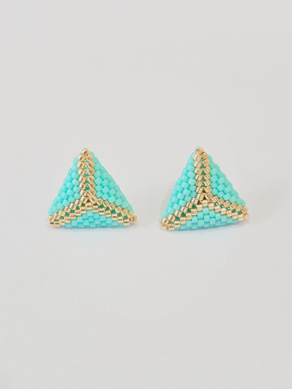 Topos pirámide 3D miyuky