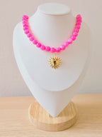 Gargantillas de perlas con dijes