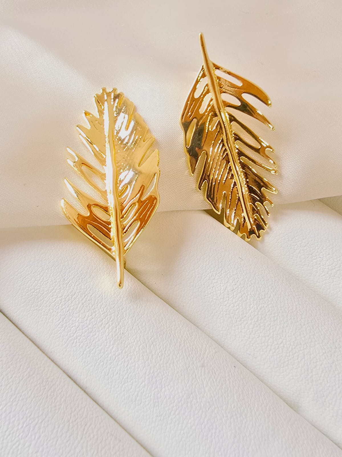 Aretes Hoja