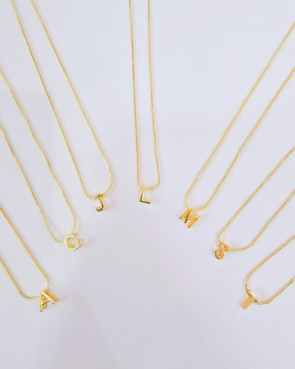Cadenas dijes letras mini