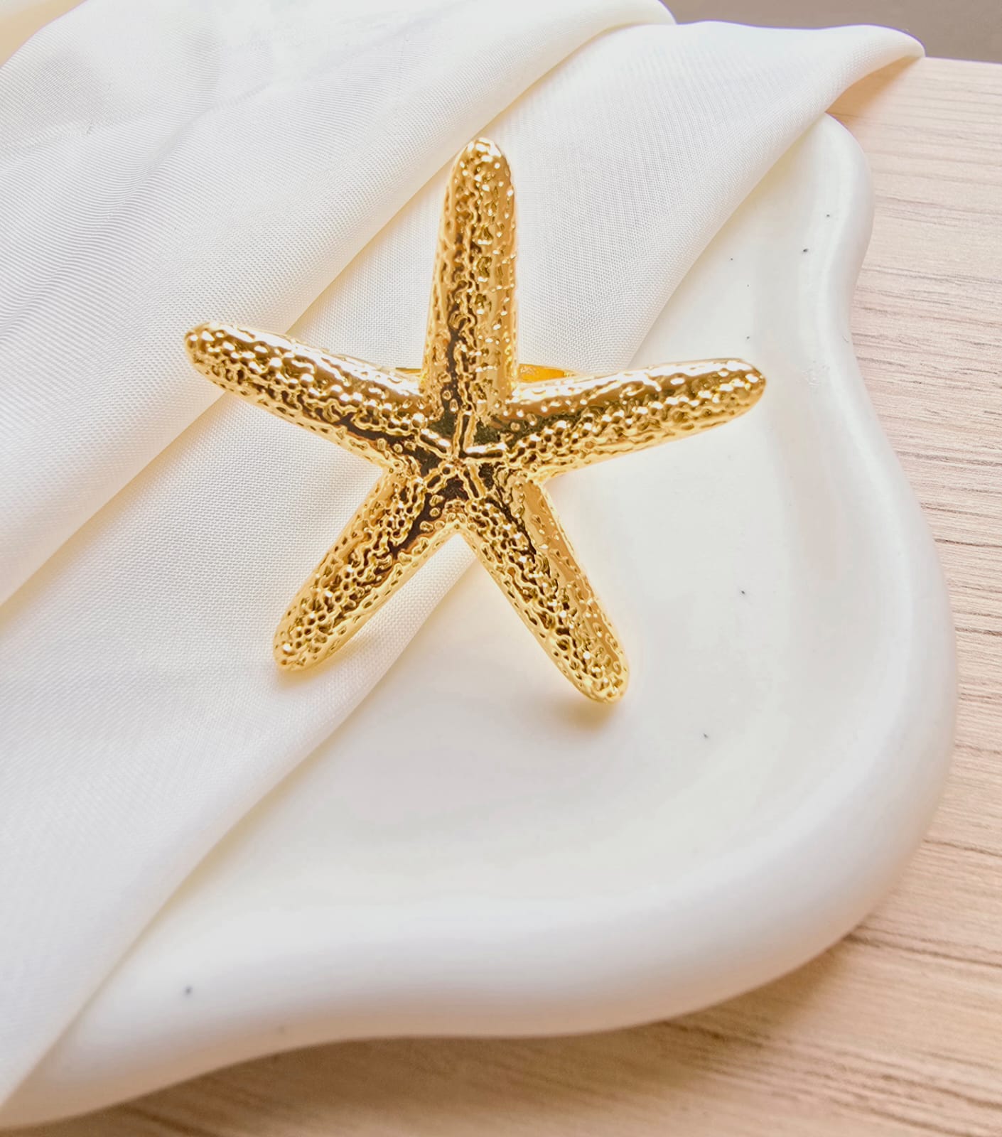 Anillo estrella dorada